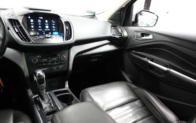 Ford Kuga cena 61900 przebieg: 148299, rok produkcji 2018 z Zator małe 781